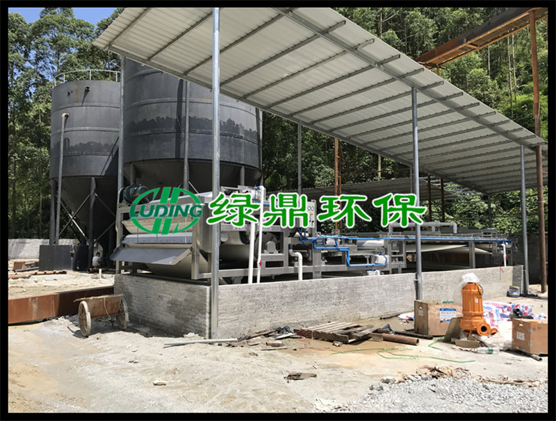 云浮沙场泥浆处理案例 水洗砂污泥脱水机运行