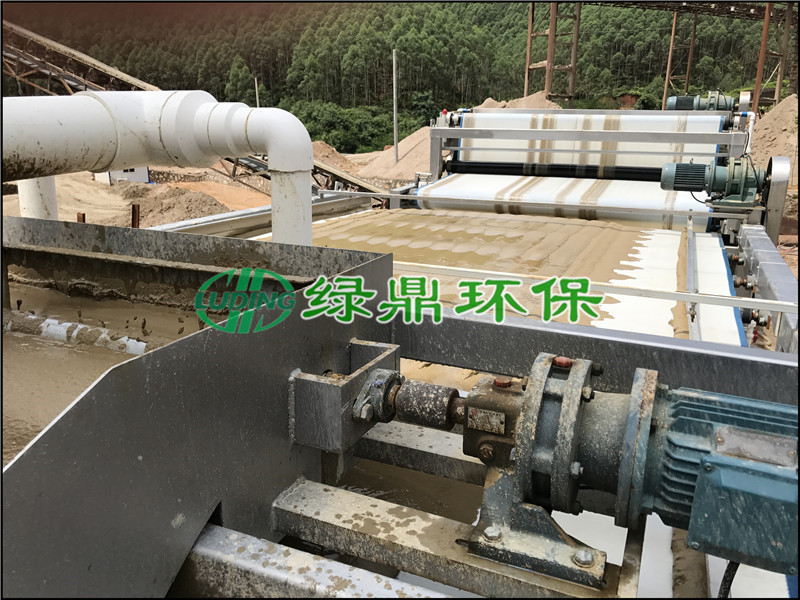 漳州洗沙厂泥浆处理工程 沙场泥浆污泥脱水机运用